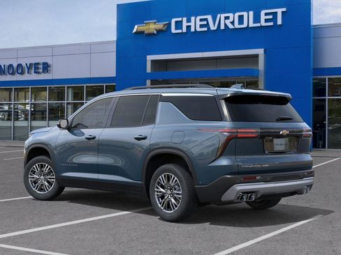 New 2026 Chevrolet Traverse LT AWD/4WD image 3