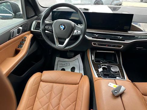 Certified 2025 BMW X5 xDrive40i w/ Premium Package AWD/4WD image 21