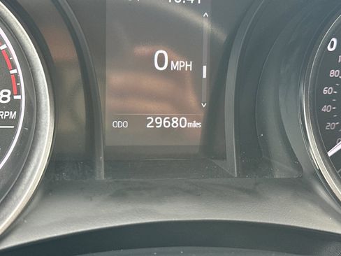 Used 2024 Toyota Camry SE image 40