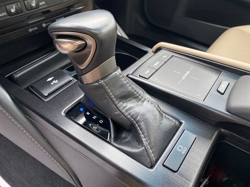 Used 2021 Lexus ES 350 w/ Premium Package FWD image 24