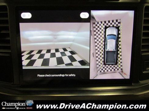 Used 2024 Ford F250 Lariat image 8