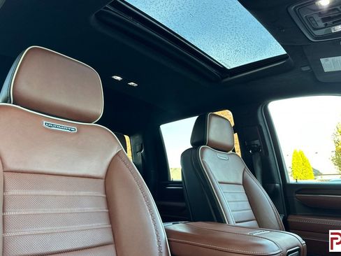 Used 2024 GMC Sierra 3500 Denali Ultimate image 19