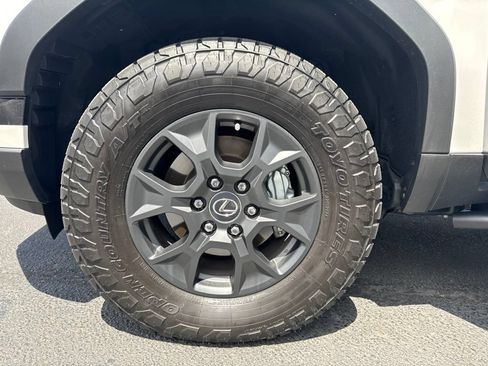 Certified 2024 Lexus GX 550 AWD/4WD image 27