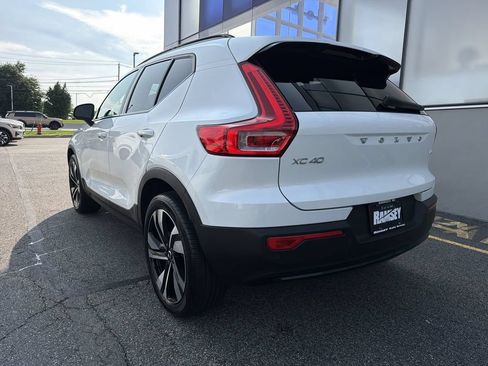 Certified 2023 Volvo XC40 B5 Plus w/ Protection Package Premier AWD/4WD image 6