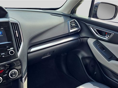 Used 2023 Subaru Forester Premium image 25