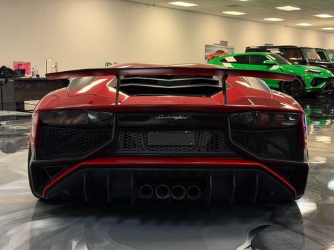 Used 2017 Lamborghini Aventador LP 750-4 Superveloce AWD/4WD image 10