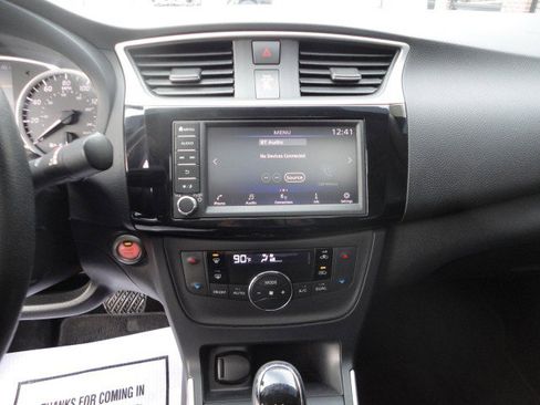 Used 2019 Nissan Sentra SV w/ Special Edition Package image 6