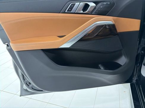 Certified 2023 BMW X6 xDrive40i w/ M Sport Package image 10