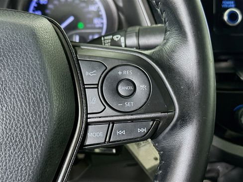 Used 2021 Toyota Camry SE image 17