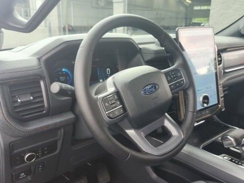 New 2025 Ford F150 Lightning Lariat image 42