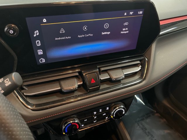 Used 2024 Chevrolet TrailBlazer RS FWD image 28