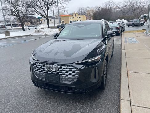 Used 2025 Audi Q5 Premium Plus w/ Premium Plus image 39