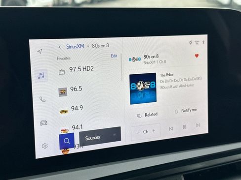 Certified 2024 Lexus ES 350 w/ Premium Package image 20