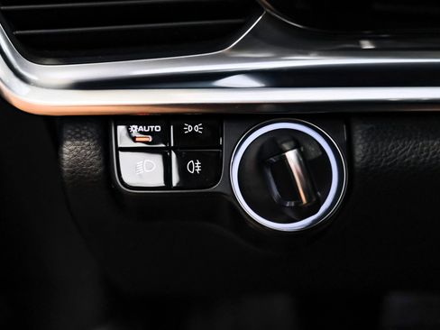 Used 2019 Porsche Panamera image 15