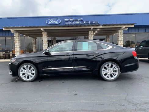 Used 2018 Chevrolet Impala Premier w/ Premier Convenience Package FWD image 6