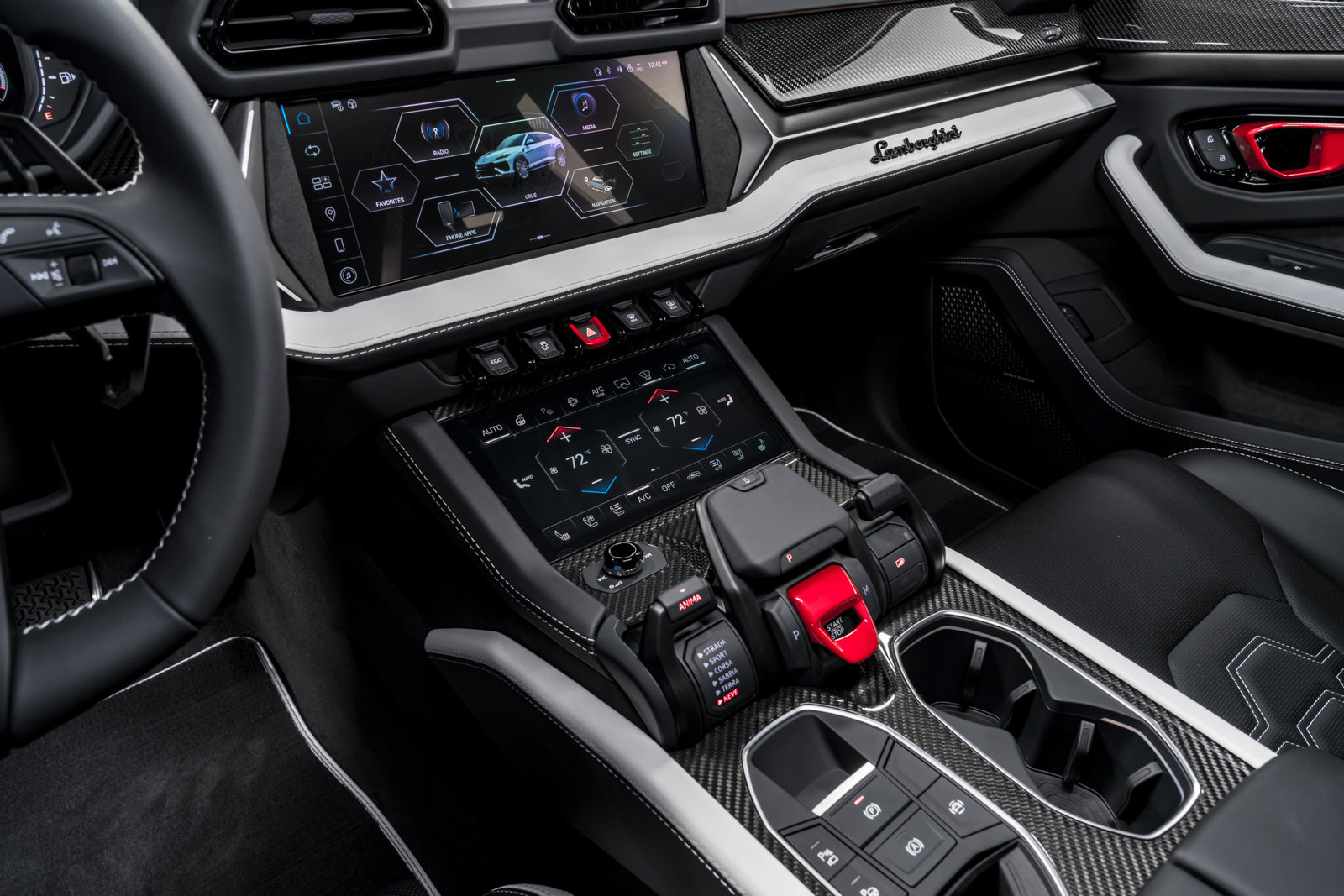 Used 2025 Lamborghini Urus SE AWD/4WD image 23