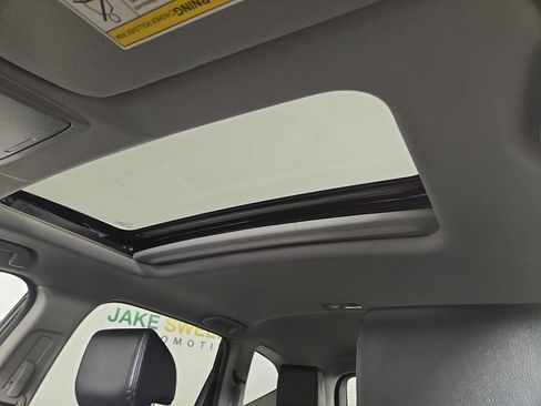 Used 2021 Honda CR-V Touring image 23