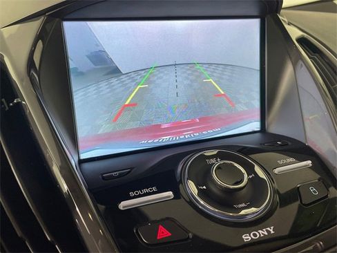 Used 2016 Ford Escape Titanium w/ Equipment Group 301A image 9