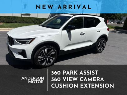 Used 2025 Volvo XC40 B5 Plus