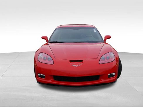 Used 2011 Chevrolet Corvette Grand Sport w/ Preferred Equipment Group RWD image 12