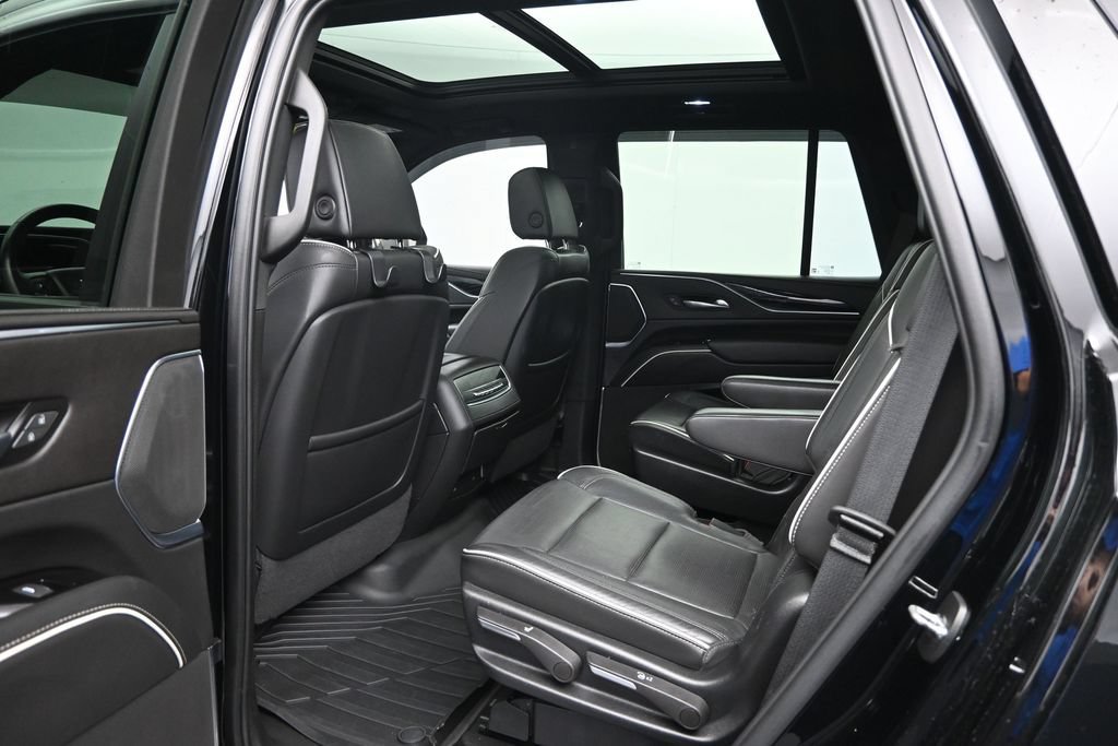 Used 2022 Cadillac Escalade Sport w/ Touring Package AWD/4WD image 26
