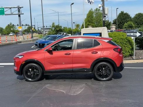 Used 2024 Buick Encore GX Sport Touring AWD/4WD image 2