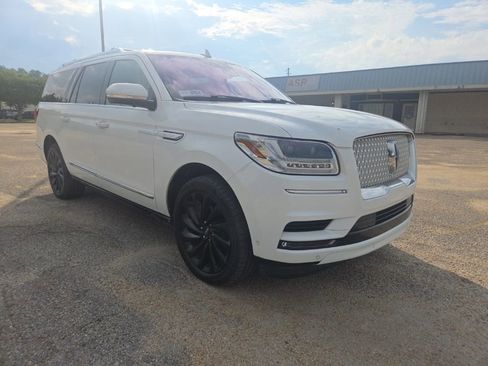 Used 2020 Lincoln Navigator L Reserve w/ Equipment Group 208A Reserve AWD/4WD image 1