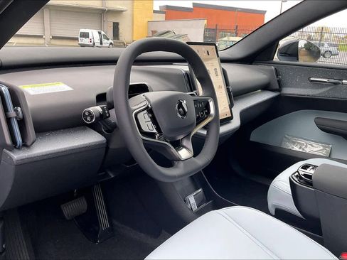 New 2026 Volvo EX30 Ultra image 8