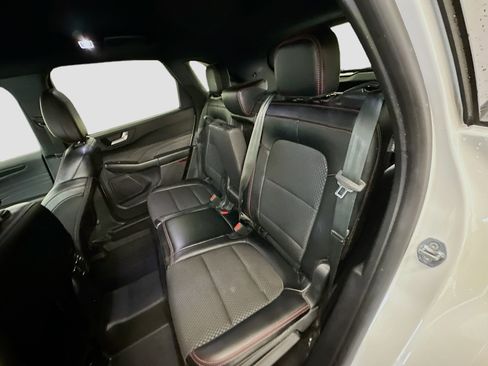 Used 2024 Ford Escape ST-Line w/ Tech Pack #1 AWD/4WD image 29