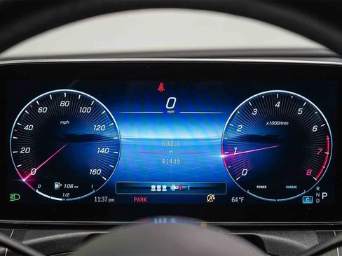 Used 2023 Mercedes-Benz C 300 Sedan image 25