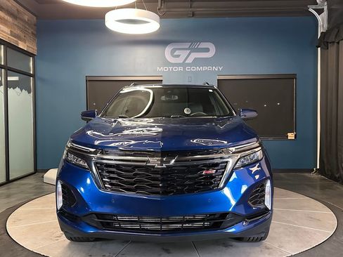 Used 2022 Chevrolet Equinox RS w/ Infotainment Package AWD/4WD image 8