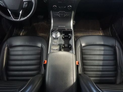 Used 2020 Ford Edge SEL w/ Convenience Package AWD/4WD image 26