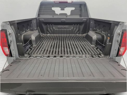 Used 2024 GMC Sierra 1500 Elevation AWD/4WD image 16