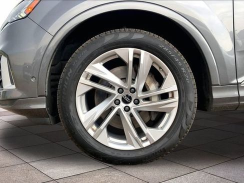 Used 2023 Audi Q7 2.0T Premium Plus AWD/4WD image 9