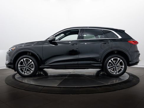 Used 2025 Audi Q5 Premium w/ Convenience Package AWD/4WD image 7