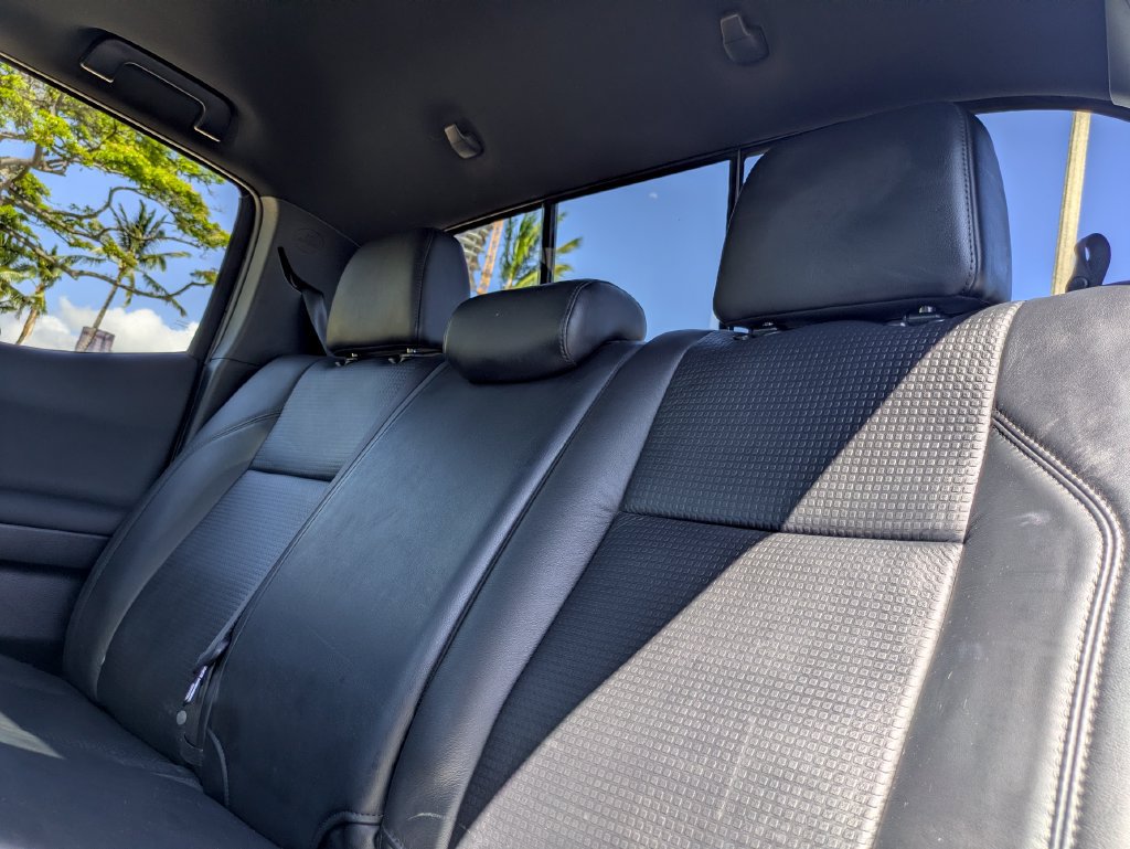Used 2023 Toyota Tacoma TRD Off-Road w/ TRD Premium Off Road Package AWD/4WD image 14