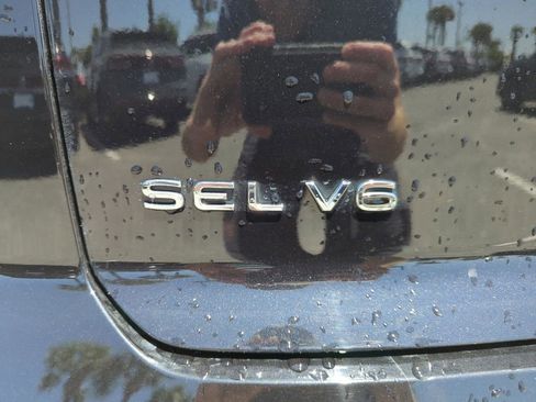 Used 2021 Volkswagen Atlas Cross Sport SEL FWD image 42