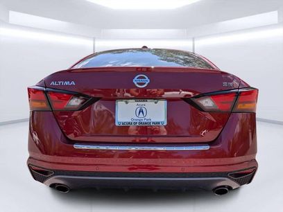 Used 2022 Nissan Altima 2.5 SR