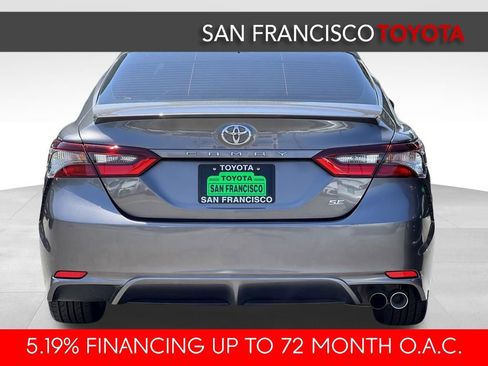 Certified 2022 Toyota Camry SE FWD image 4