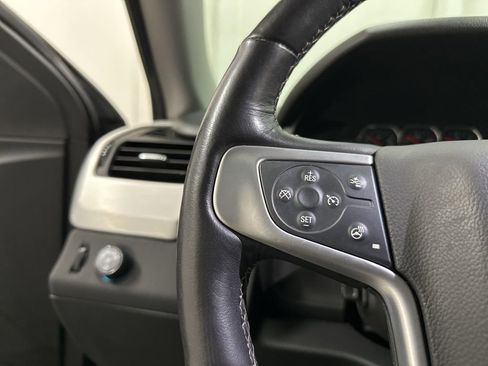 Used 2020 GMC Yukon XL SLT w/ Open Road Package image 39