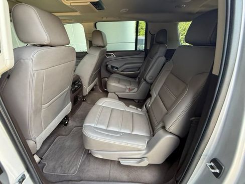 Used 2019 GMC Yukon XL Denali w/ Denali Ultimate Package RWD image 16