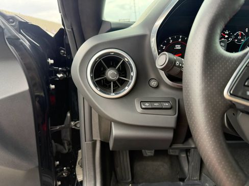 Used 2016 Chevrolet Camaro SS RWD image 21