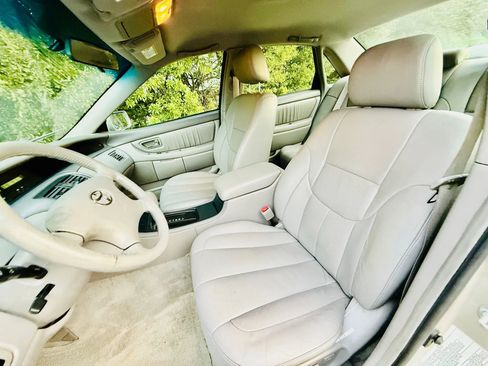 Used 2003 Toyota Avalon XL image 2