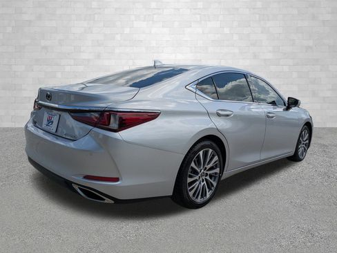 Used 2021 Lexus ES 350 w/ Premium Package FWD image 2