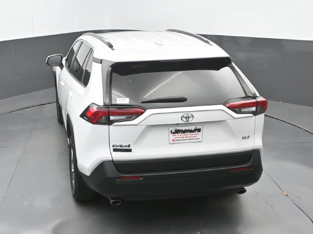 Used 2024 Toyota RAV4 XLE FWD image 29