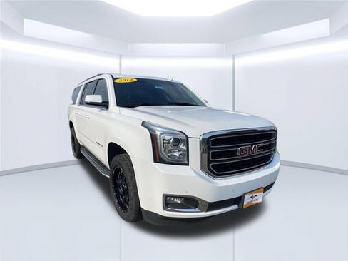 Used 2019 GMC Yukon XL SLT AWD/4WD image 2