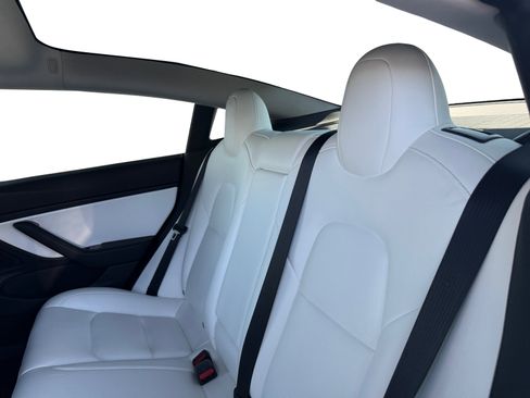 Used 2019 Tesla Model 3 Long Range AWD/4WD image 11