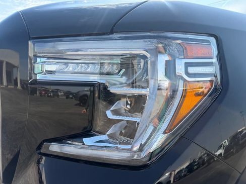 Used 2019 GMC Sierra 1500 AT4 w/ AT4 Premium Package AWD/4WD image 10