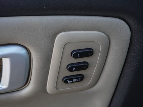 Used 2014 Honda Pilot Touring image 26