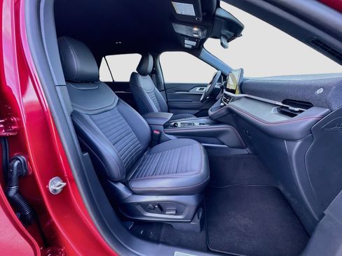 New 2026 Ford Explorer ST-Line w/ ST-Line Street Pack RWD image 29